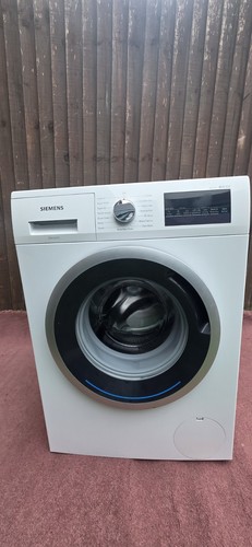 Excellent spotlessly clean - excellent/spotlessly,